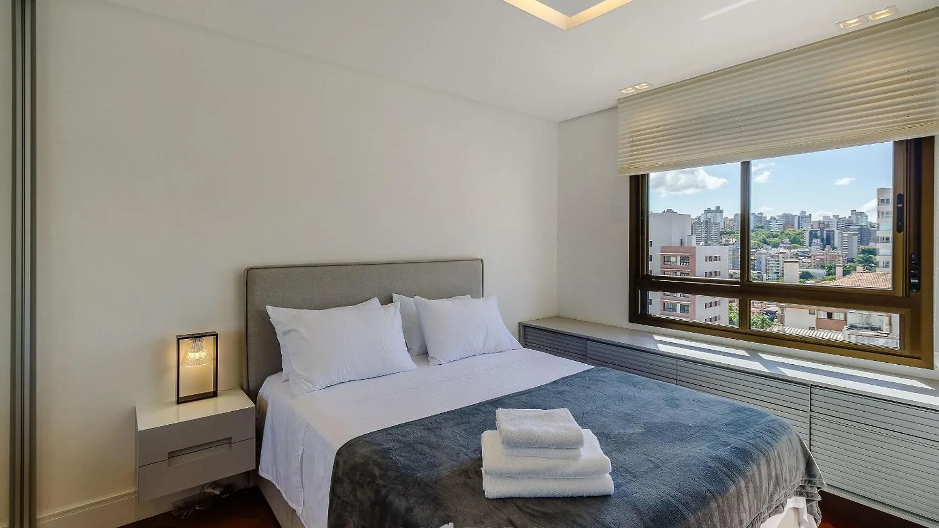 Apartment Conforto, Sofisticacao E Uma Bela Vista! Pgr1101 Porto Alegre Brazil